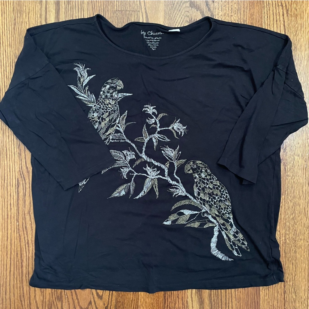 Chico's Black Short Sleeve Tee with Metallic Bird Design